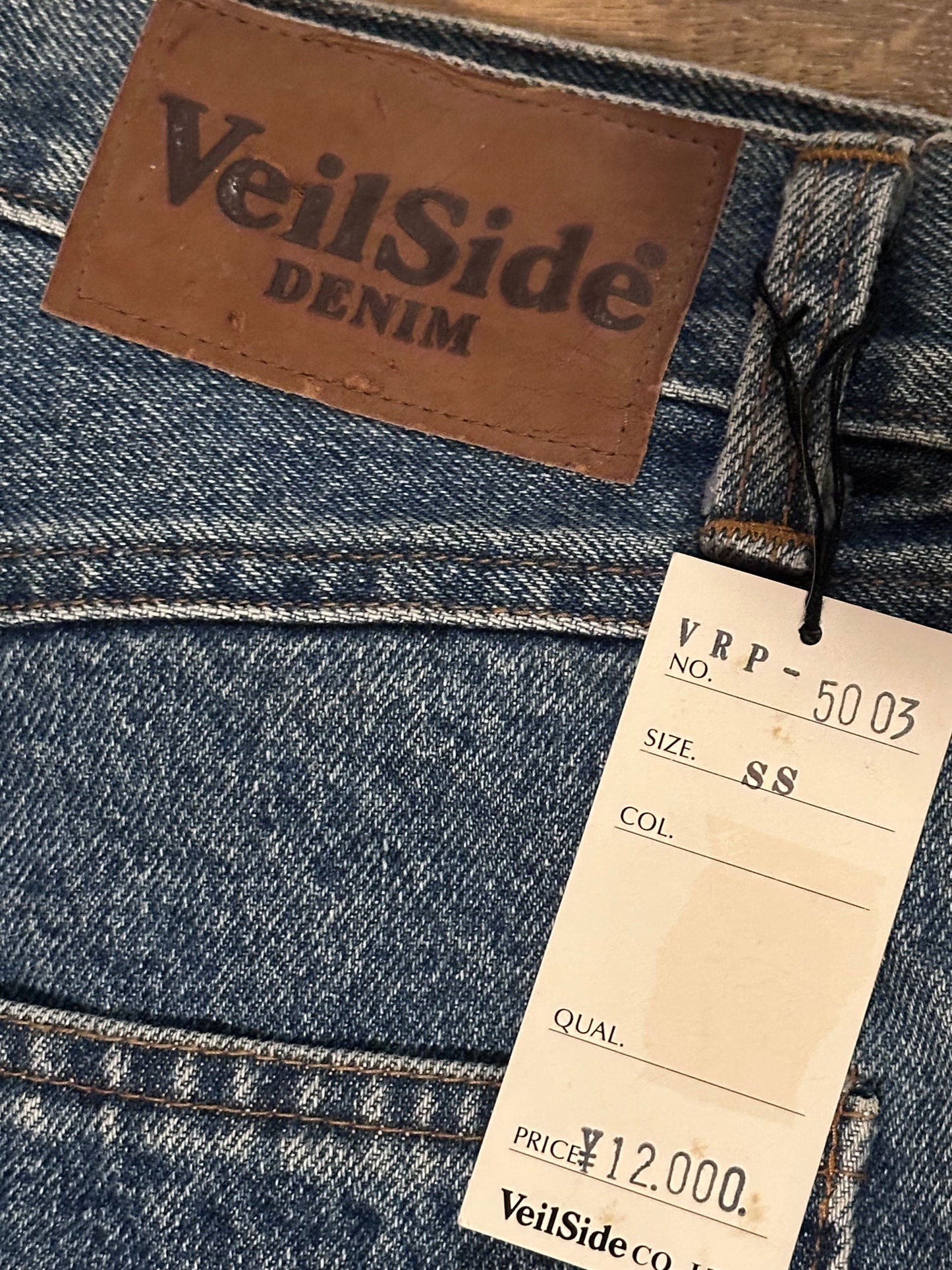 VeilSide Blue Jeans 26x32”