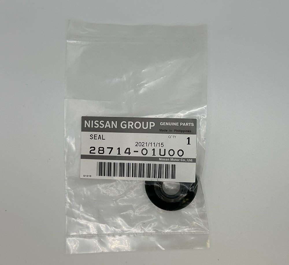 SEAL, REAR WIPER Genuine Nissan (28714-01U00)