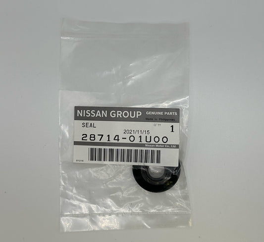 SEAL, REAR WIPER Genuine Nissan (28714-01U00)